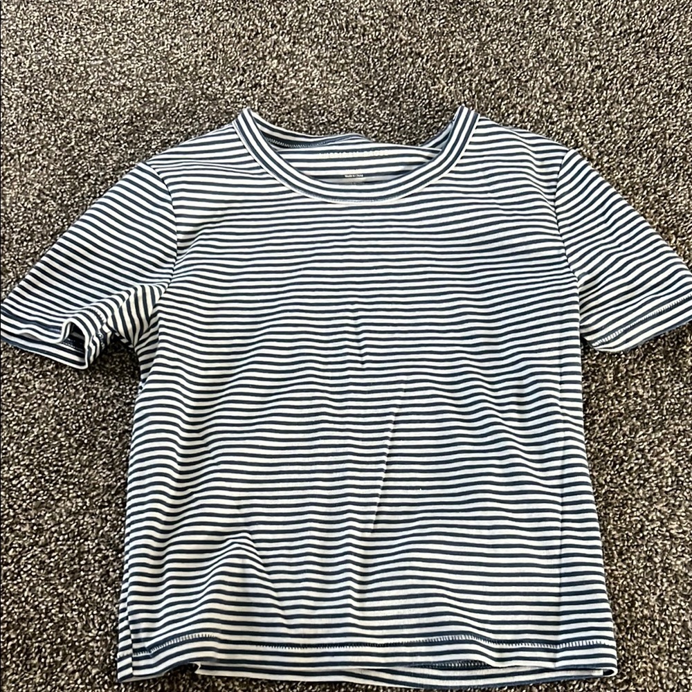American Eagle Striped Short Sleeve T-Shirt